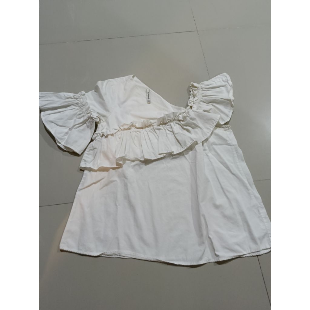 atasan Tarzan wanita stradivariu*