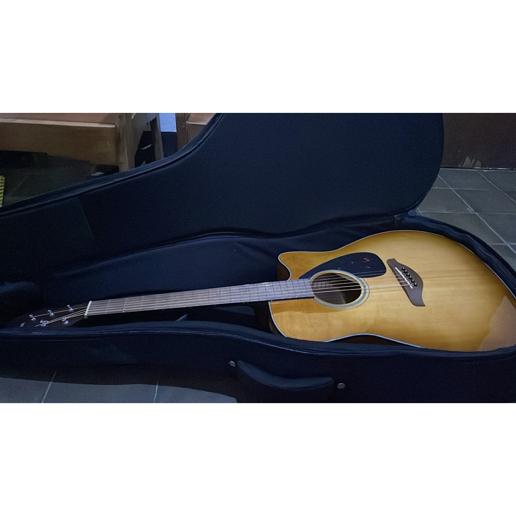 Gitar Yamaha FGX800C
