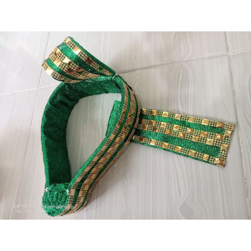 songkok/sigara' untuk anak anak dan dewasa adat Bugis Makassar