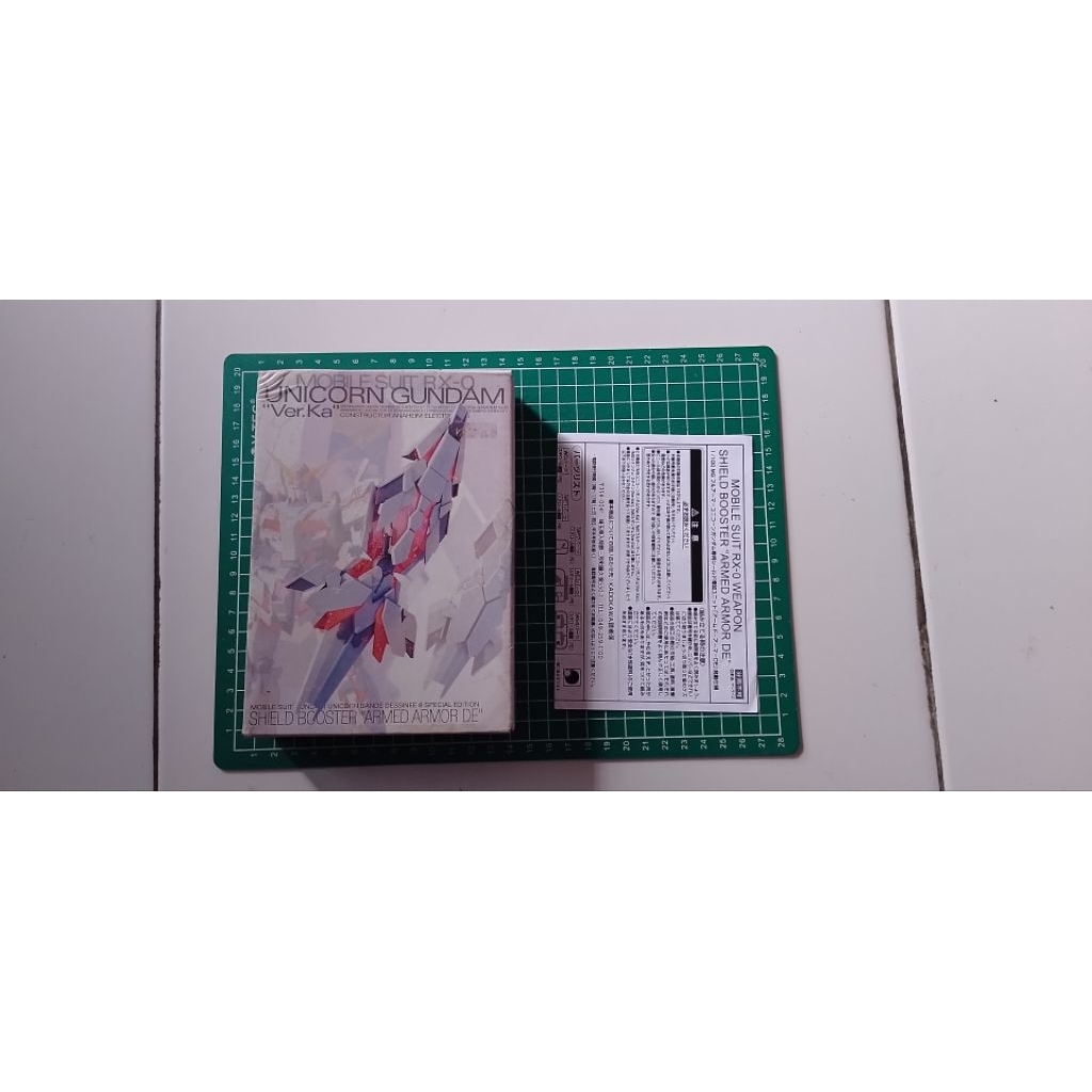 MG Unicorn Gundam 1/100 - Shield Booster