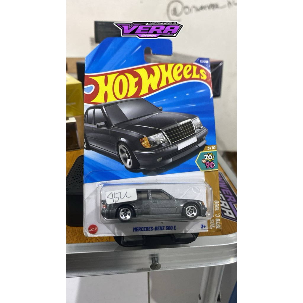 Hotwheels Mercedes - Benz 500 E