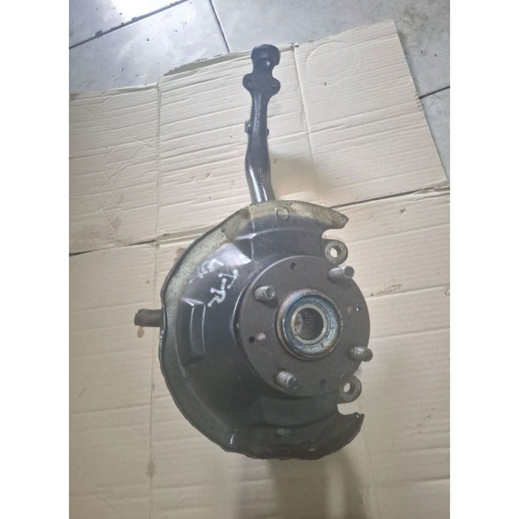 hub nap roda dudukan piringan cakram bearing depan kanan Civic LX grand Civic 88-92