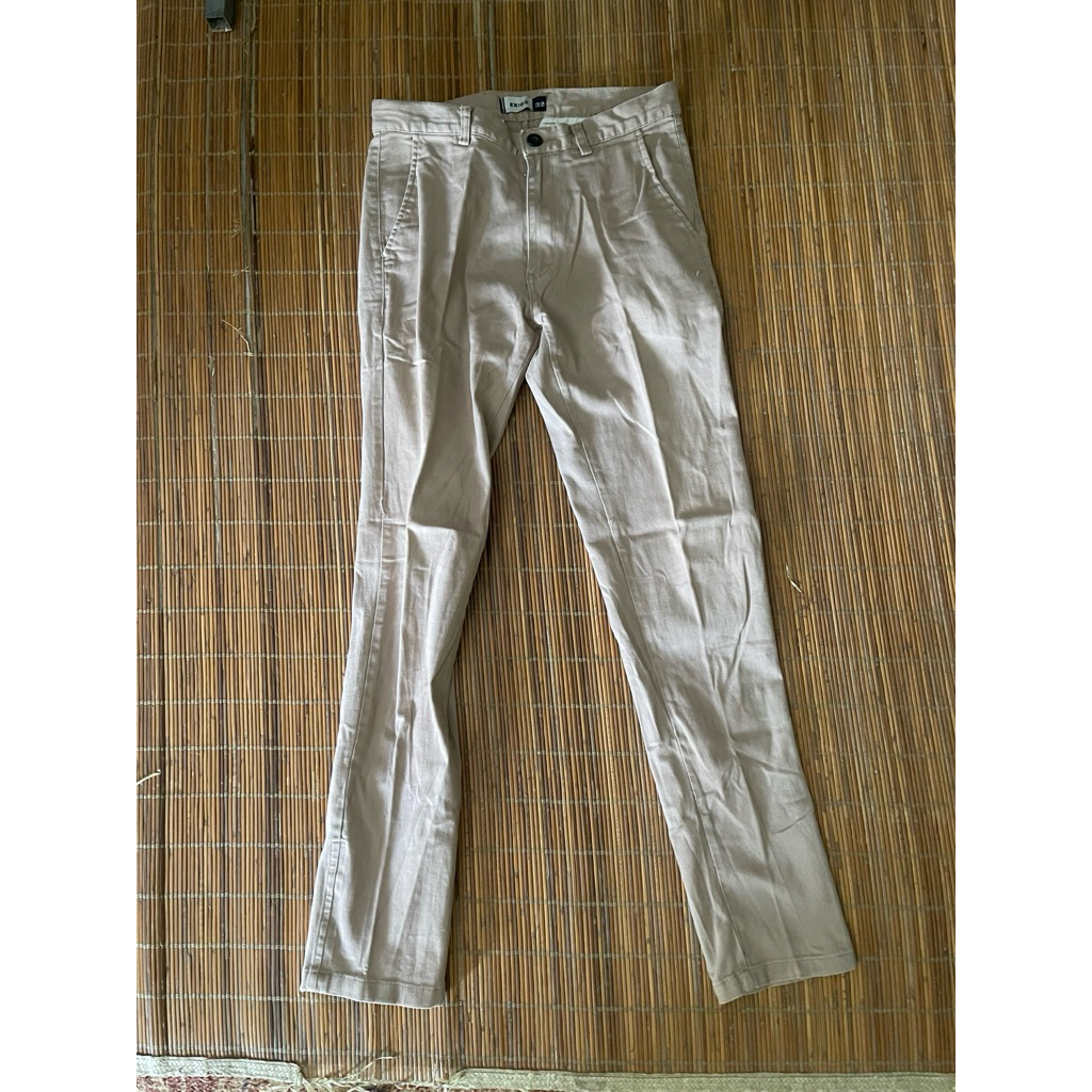 Erigo Chino Pants Celana