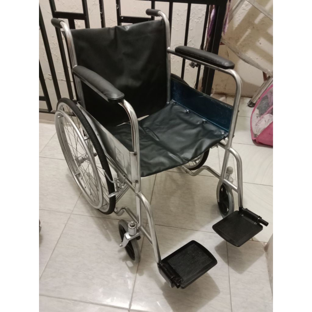 KURSI RODA SECOND SELLACO SELLA SERENITY TERMURAH / KURSI RODA BEKAS BAN MATI BAN POMPA VELG JARI VE