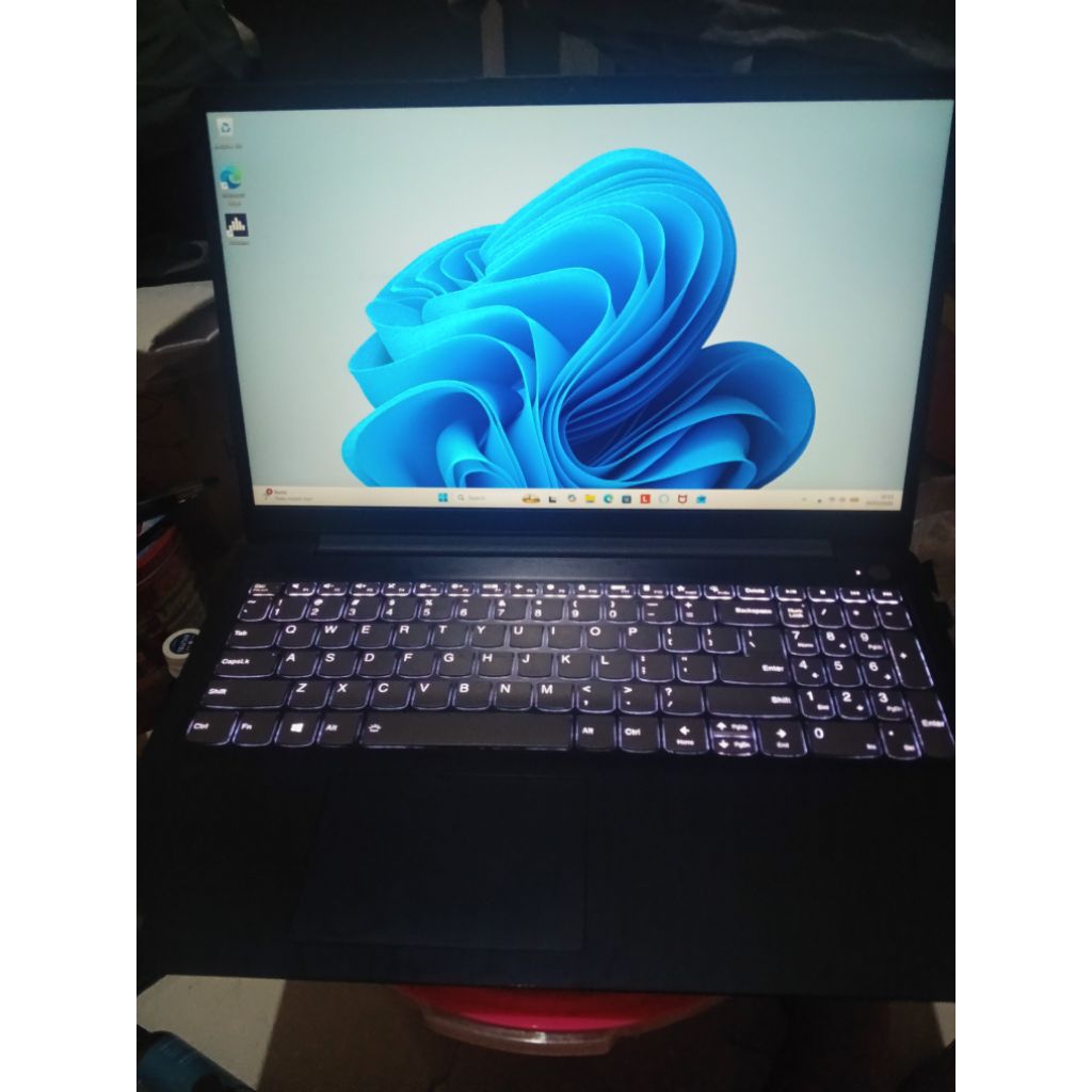 Lenovo IdeaPad 3 Ryzen 7 Touchscreen