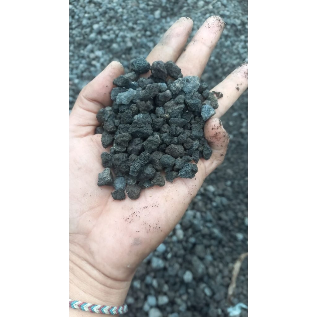 PASIR MALANG HITAM KASAR 1 KARUNG