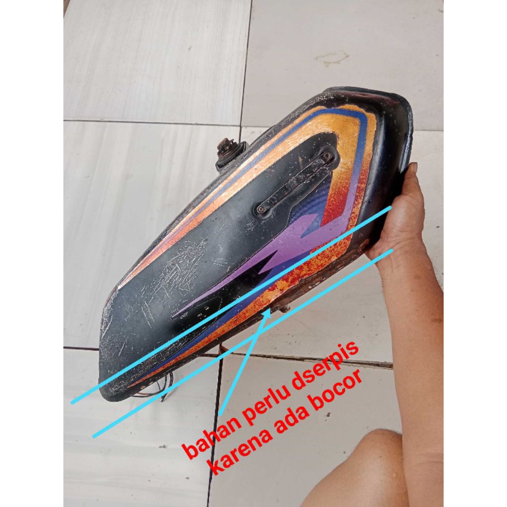 Bahan Tangki Minyak Yamaha  RxS Rx Special Spesial perlu dService. Original. Seken