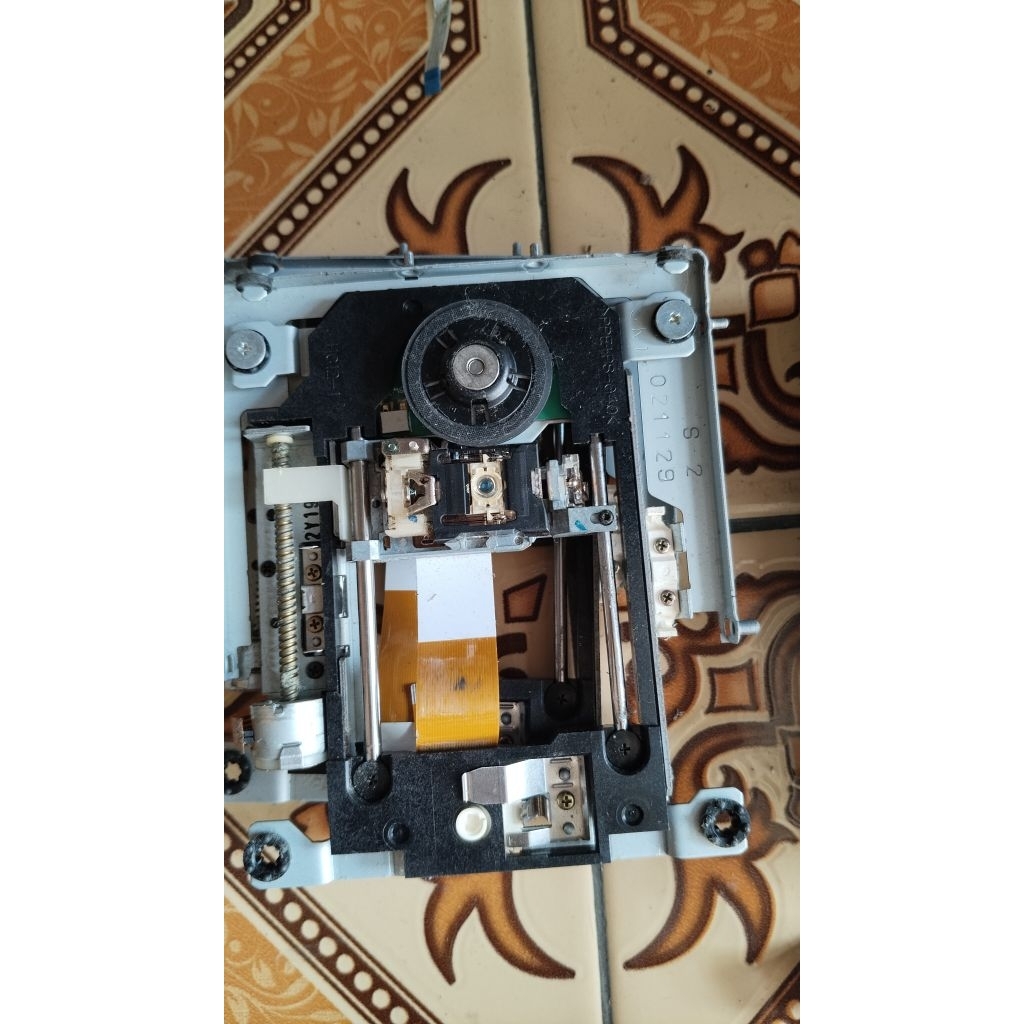 optik bekas cabutan ps2 fat seri 39 hd 7 barang random tidak garansi/retur