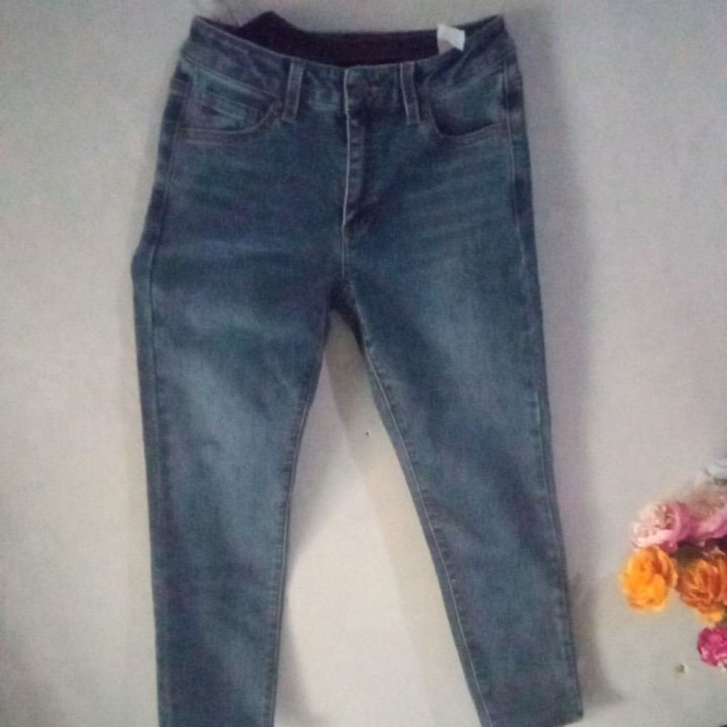 preloved celana jeans Guess