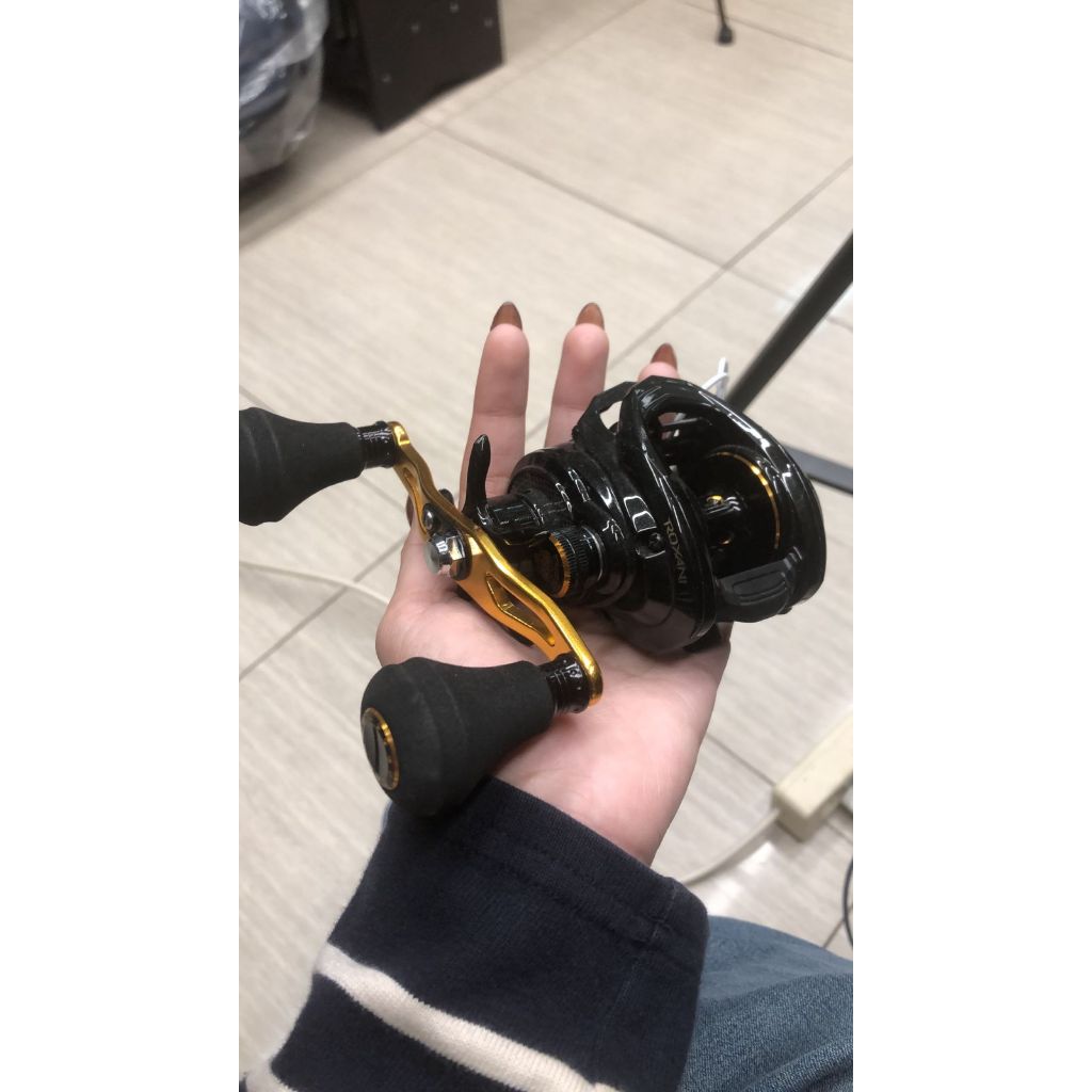 ABU GARCIA Reel Baitcasting ROXANI POWERSHOOTER JDM 8.0:1 4+1BB Carbon Drag Freshwater Saltwater