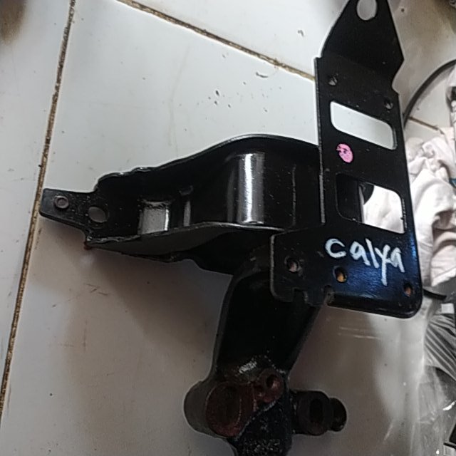T0000603 DUDUKAN TRANSMISI CALYA