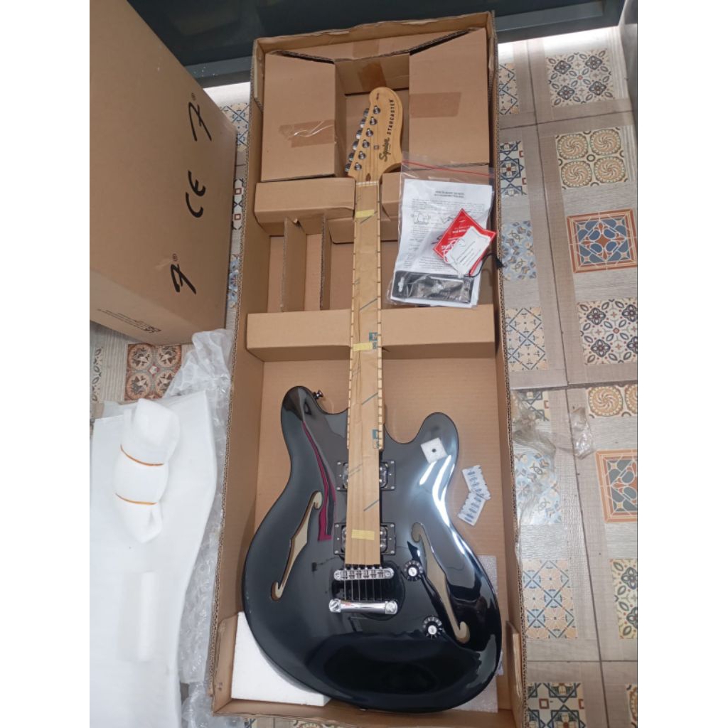 Gitar Listrik Fender Telecaster Squier Listrik Starcaster MURAH