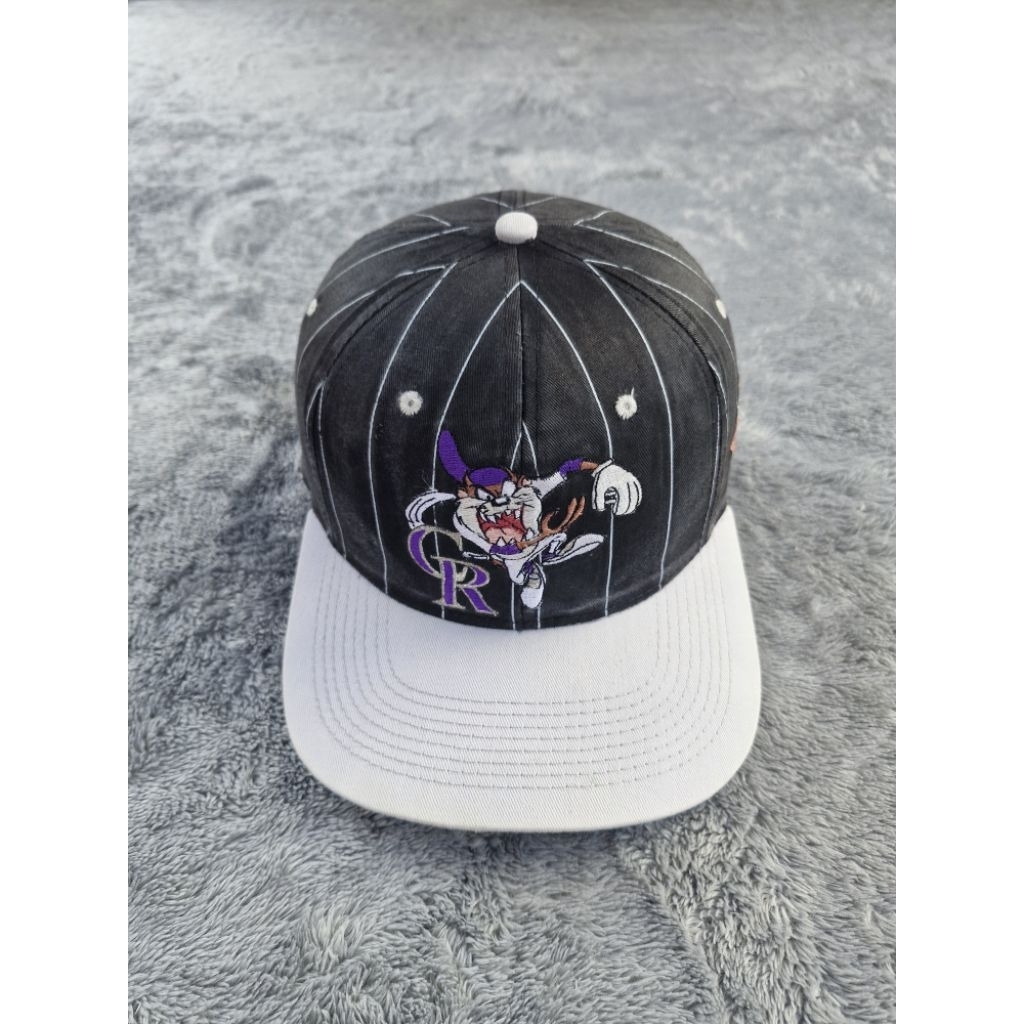 Topi vintage | topi lawas LOONEY TUNES 1993