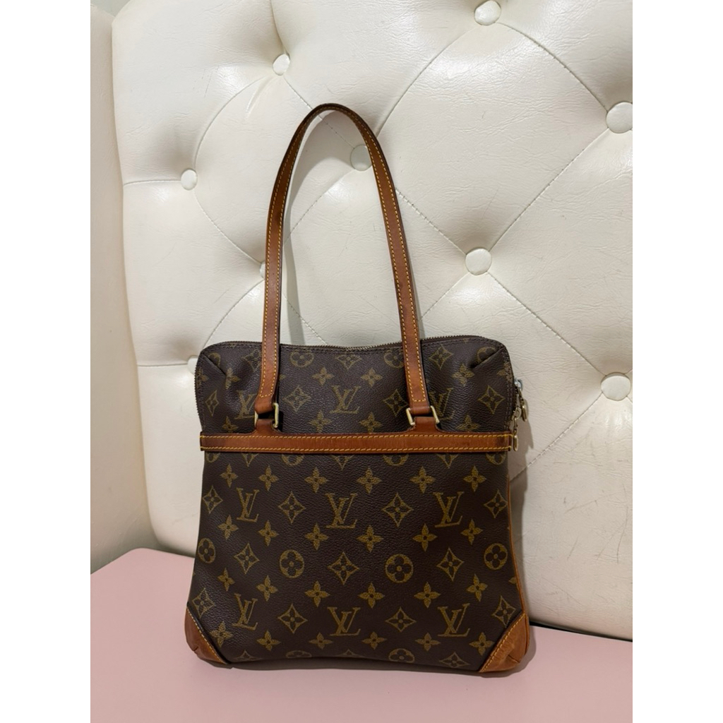 Lv coussin vintage