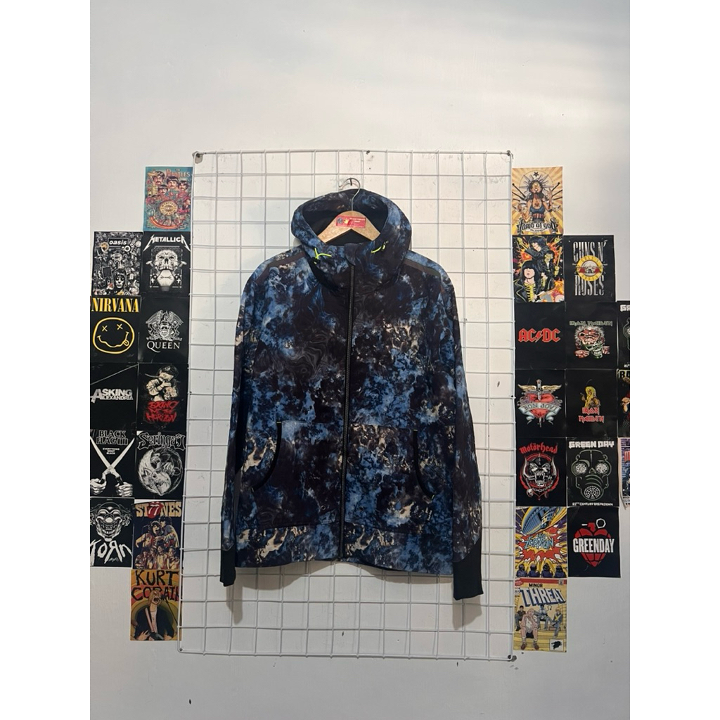 Jaket Zipper Hoodie Find Out Motif Printing