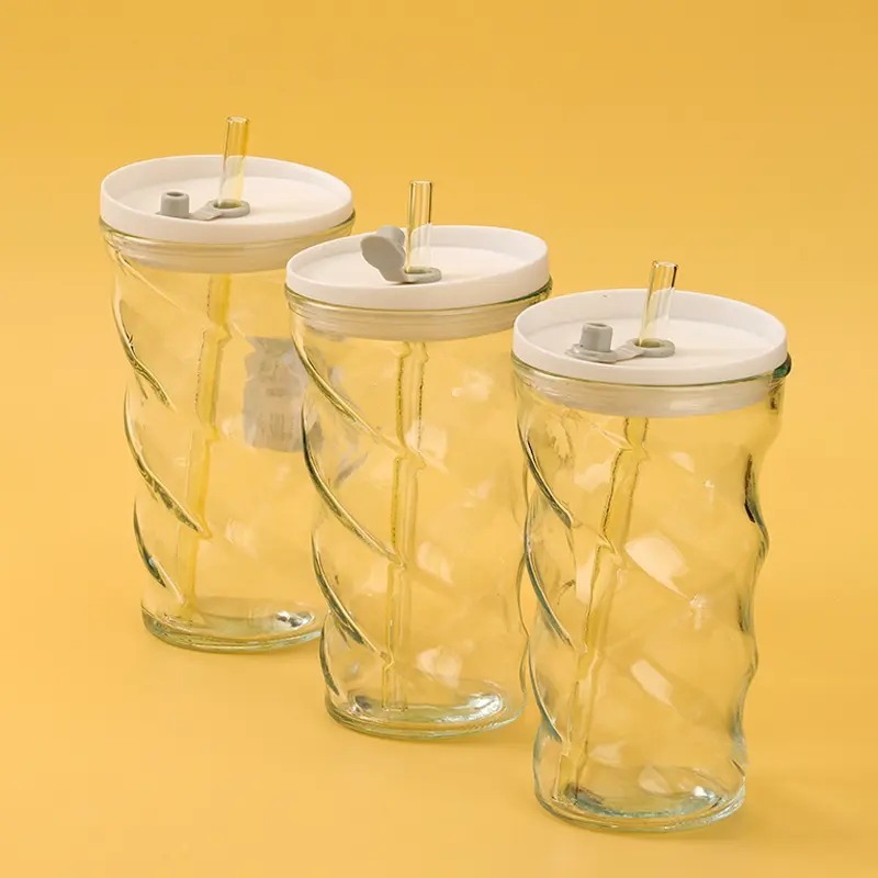 GELAS KACA SPIRAL DENGAN SEDOTAN 450ml