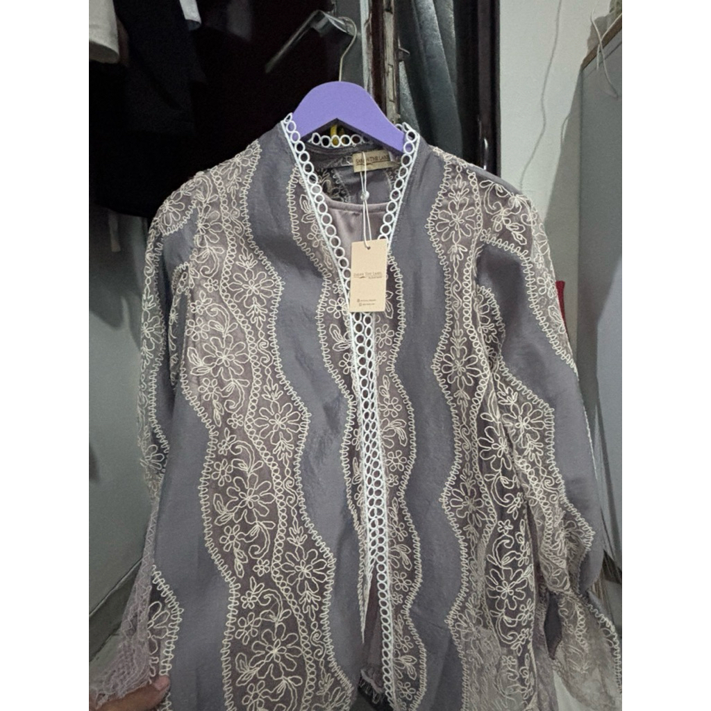 Eliza outer Sarah The Label