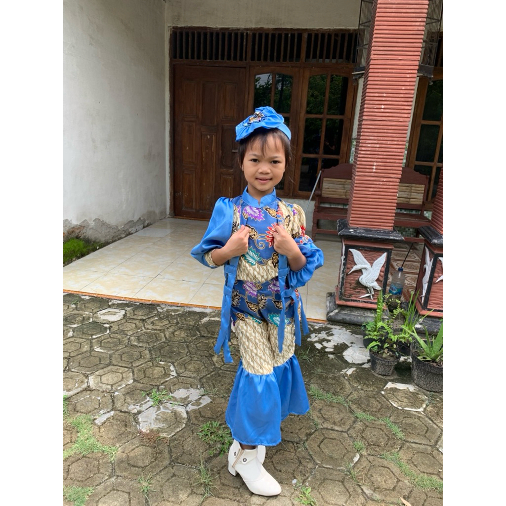 baju fashion show anak tema batik casual bisa hijab