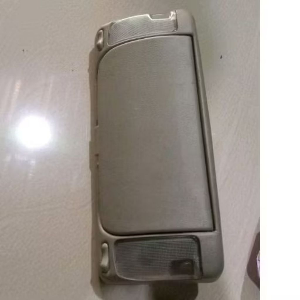 lampu plafon Toyota Innova lama original