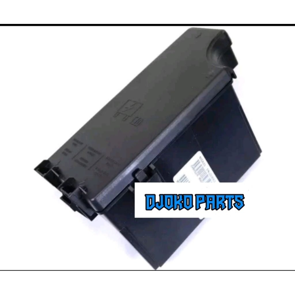 RELAY & FUSE BOX (TIPM).