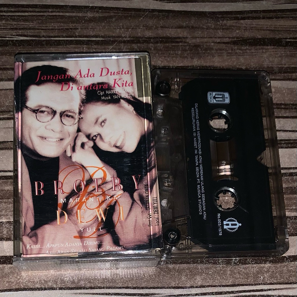 KASET BROERY MARANTIKA DEWI YULL - JANGAN ADA DUSTA DI ANTARA KITA