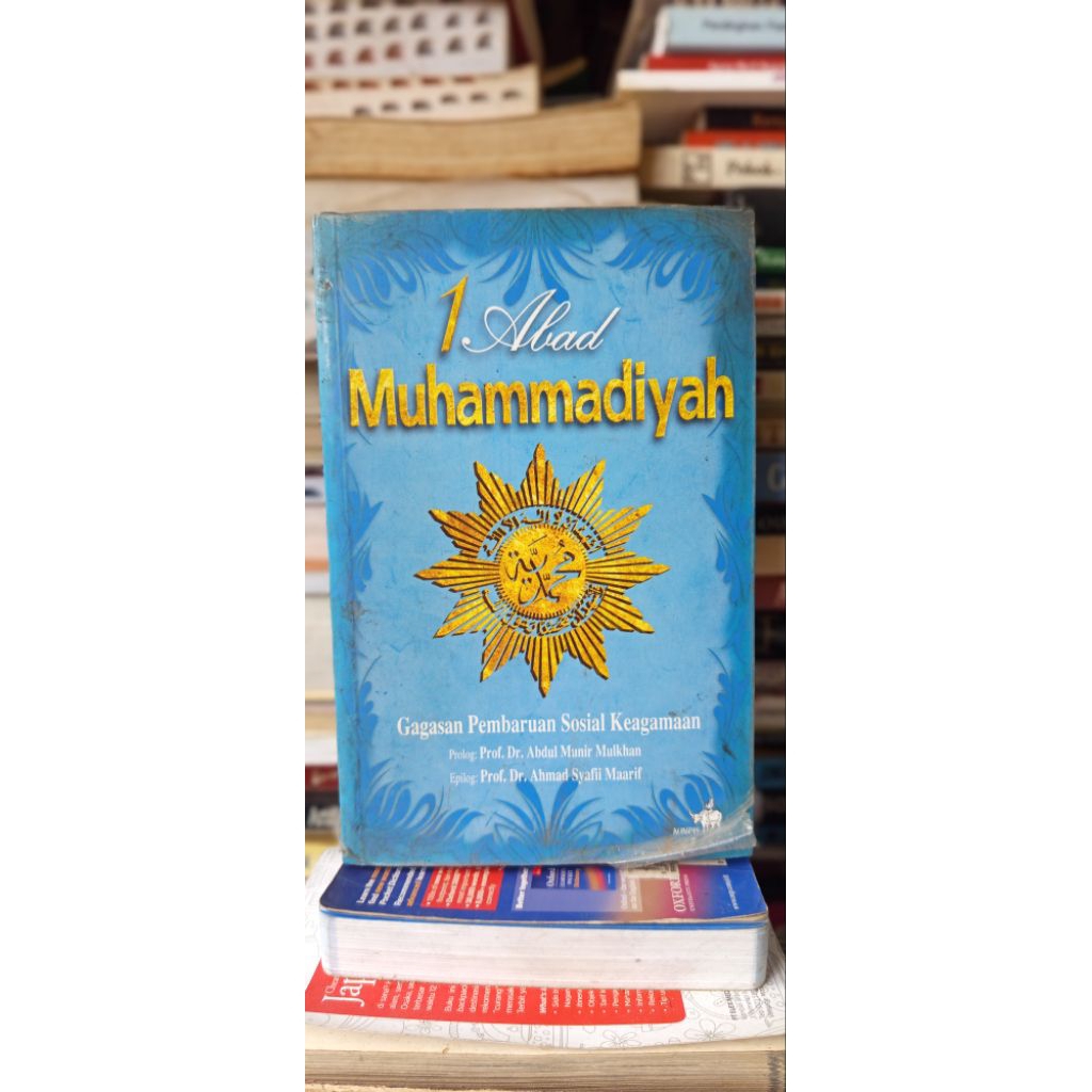 •Book•1 Abad Muhammadiyah: Gagasan Pembaruan Sosial Keagamaan (Book Nice & Nest)