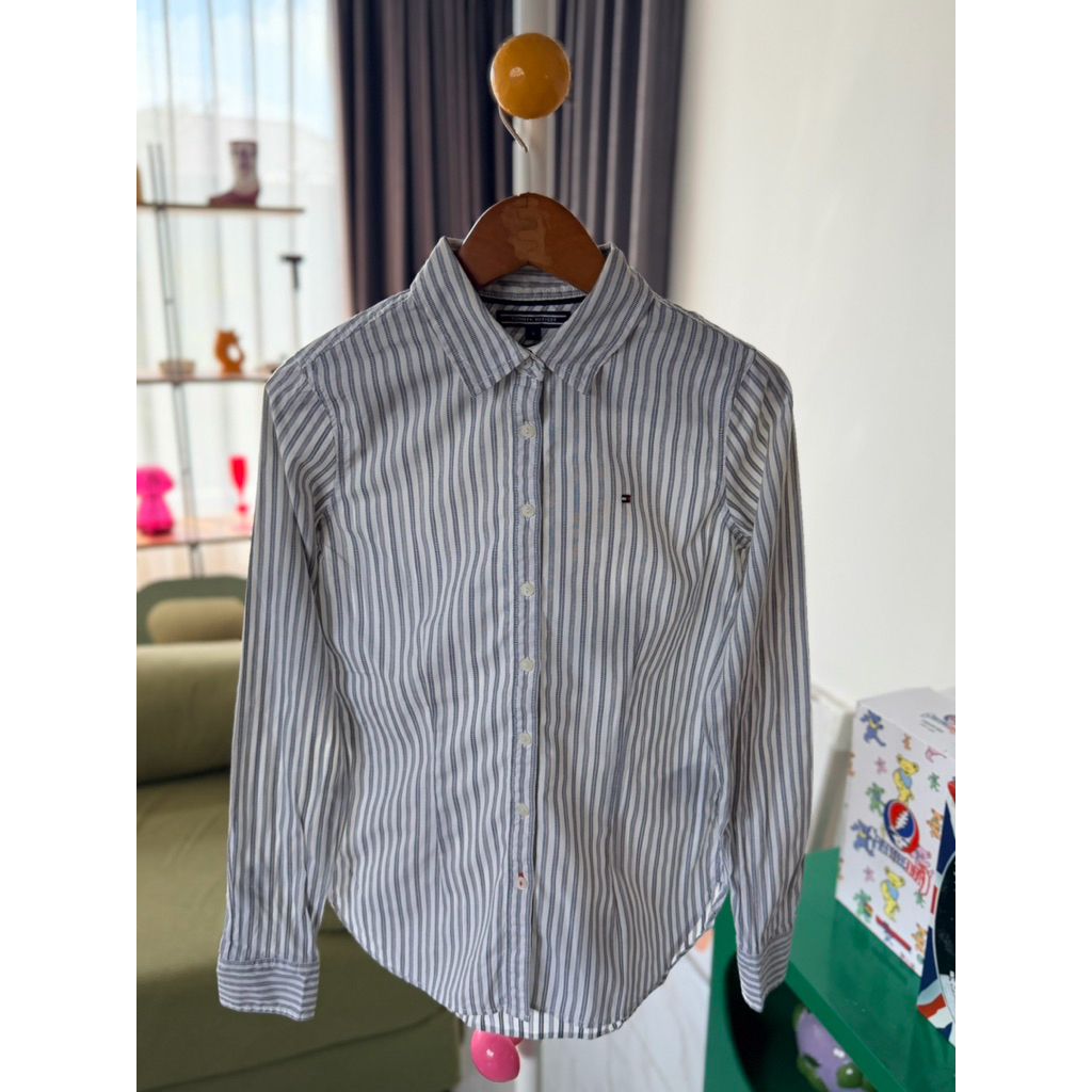 kemeja Tommy Hilfiger