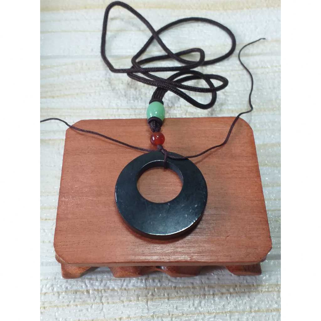 Liontin Jade / Giok Hitam Model Bulat - Natural / Asli