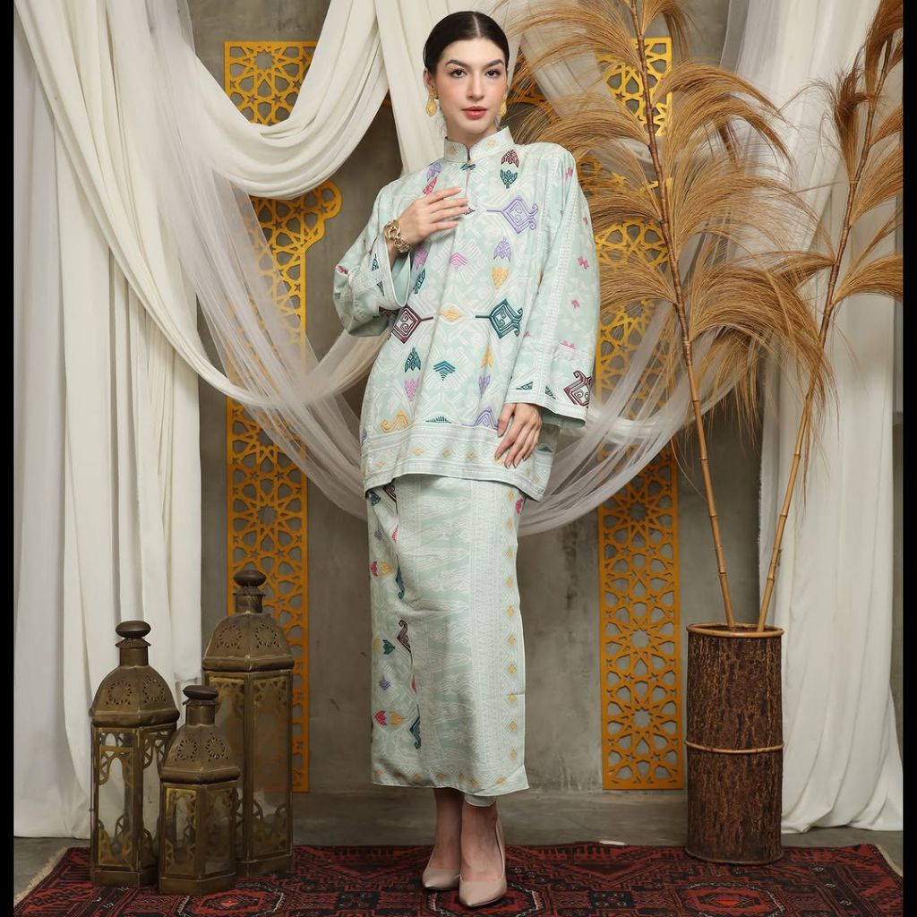 Kebaya Hijau Mint | Kebaya Premium | Kebaya Wisuda | Kebaya Modern | Kebaya Wanita | Baju Kurung | K