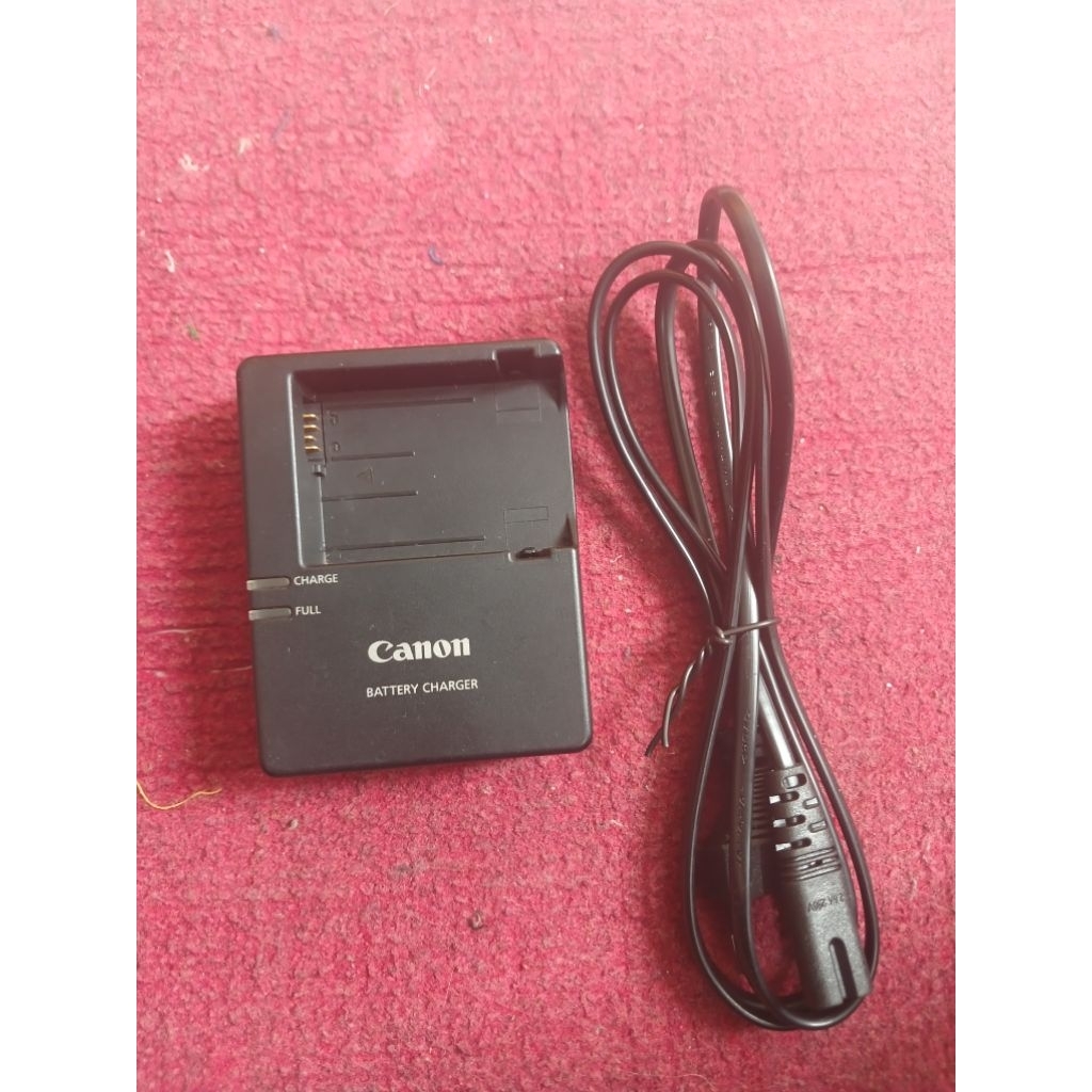 ORIGINAL CHARGER CAMERA CANON EOS 550D 600D 650D 700D ORIGINAL CHARGER CANON LC E8 FOR BATRE LP E8