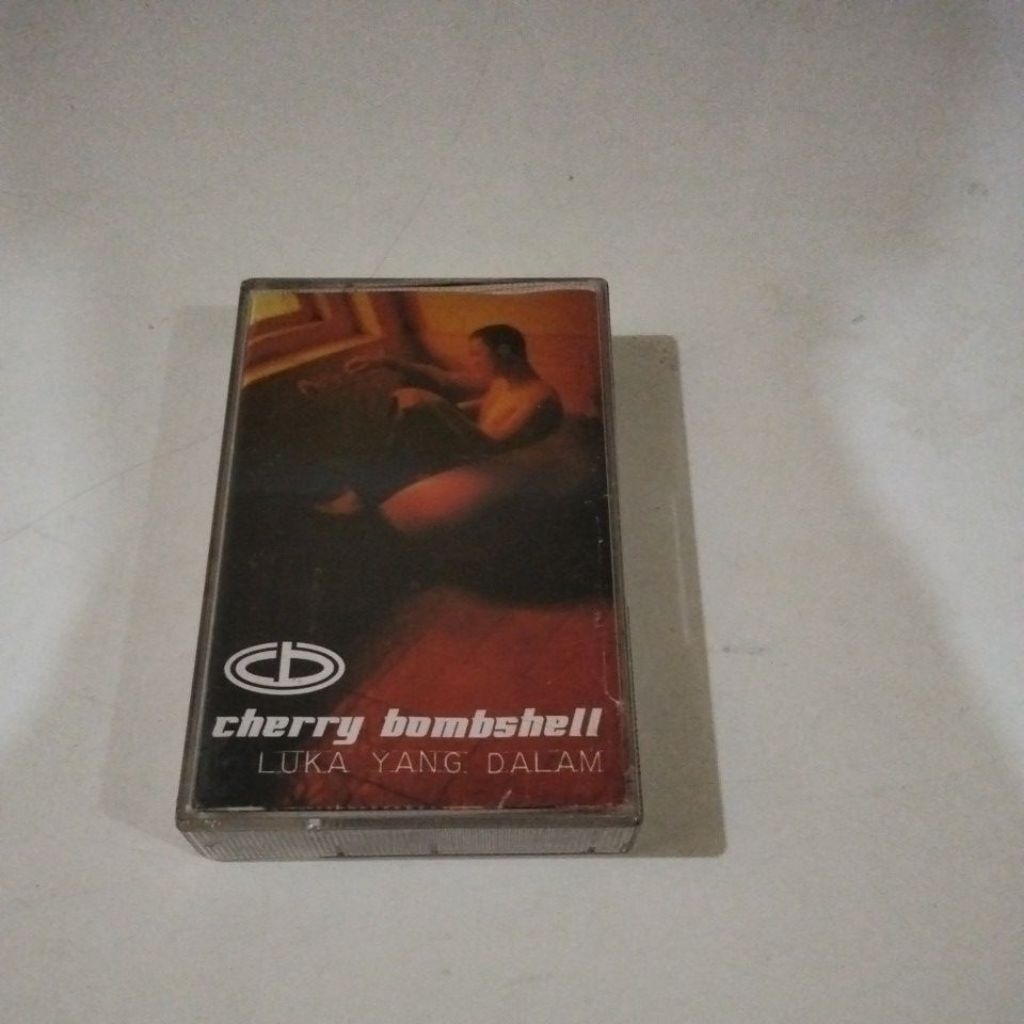 KASET PITA CHERRY BOMBSHELL