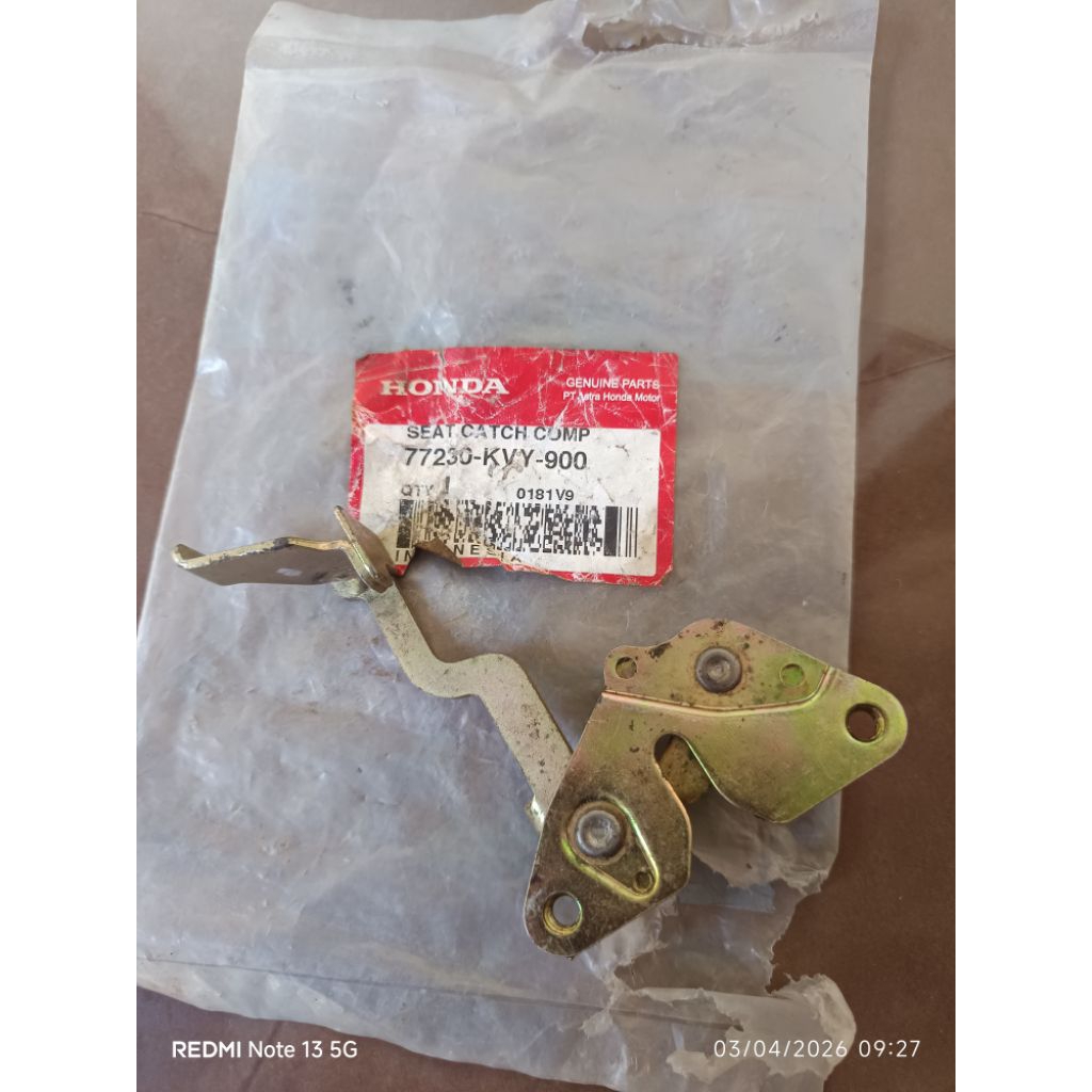lawan kunci jok pengait kunci jok honda beat karbu original ahm
