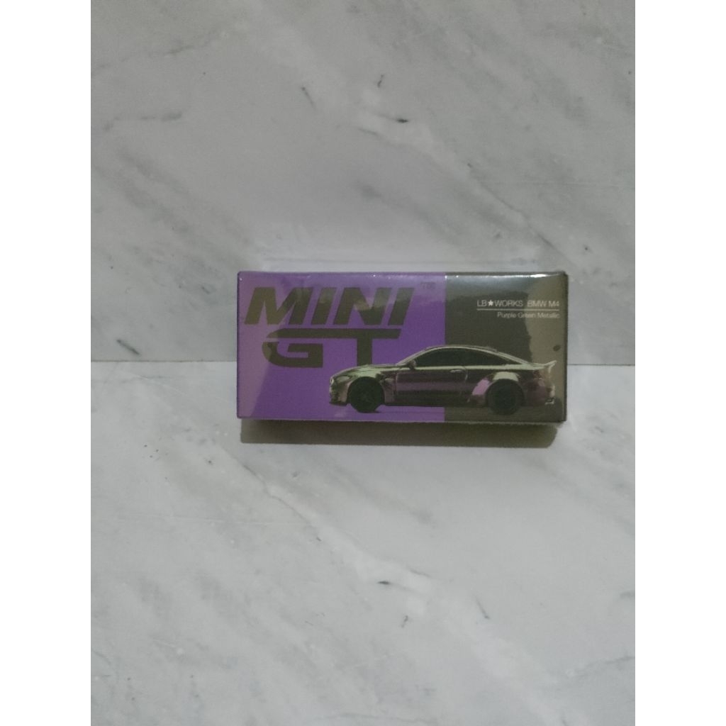 Mini GT BMW M4 Purple Metallic