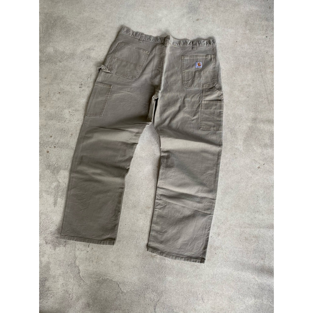carhartt carpenter
