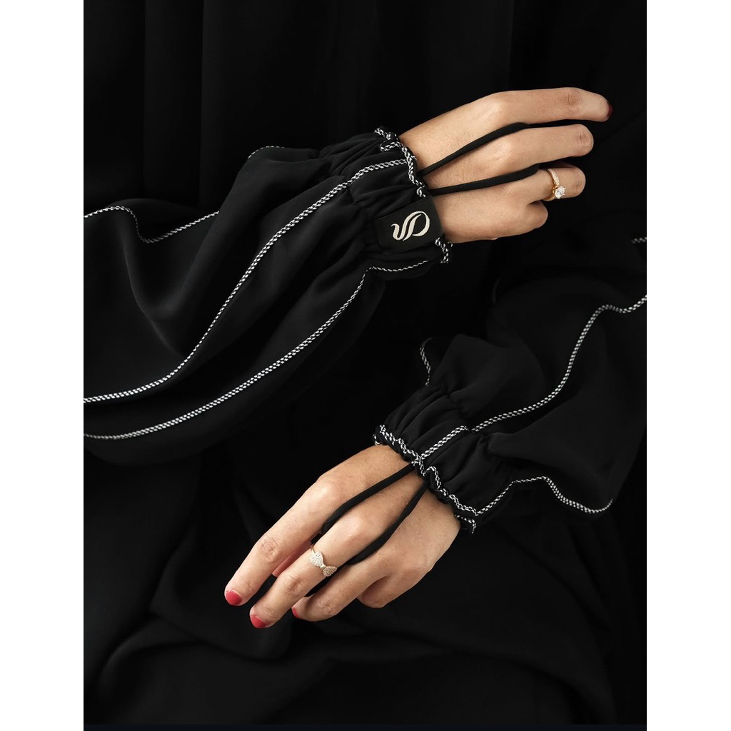Preloved SIDRA Mindful Manset Karet Balck (L)