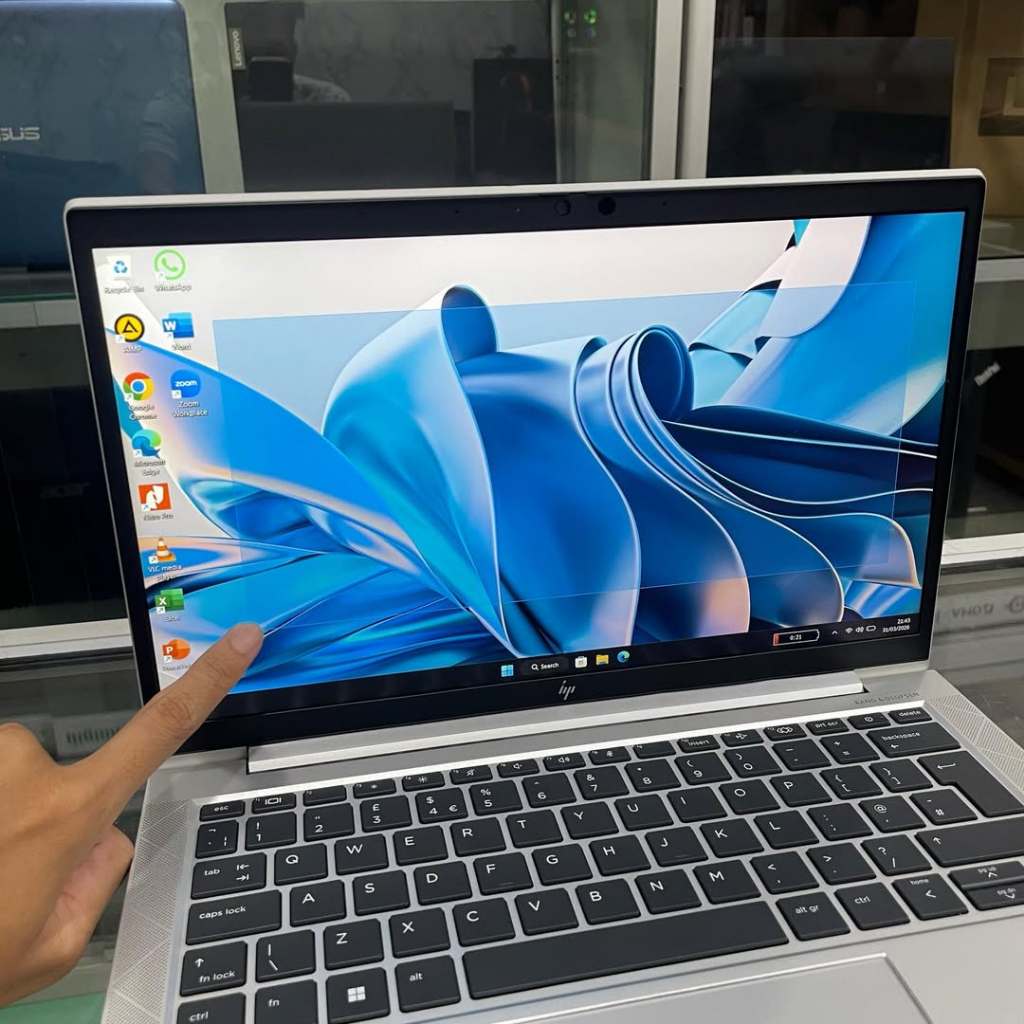 HP EliteBook 830 G8 Intel Core i5 gen 11 RAM 16 GB SSD 256 GB Full HD Touchscreen LAPTOP HP