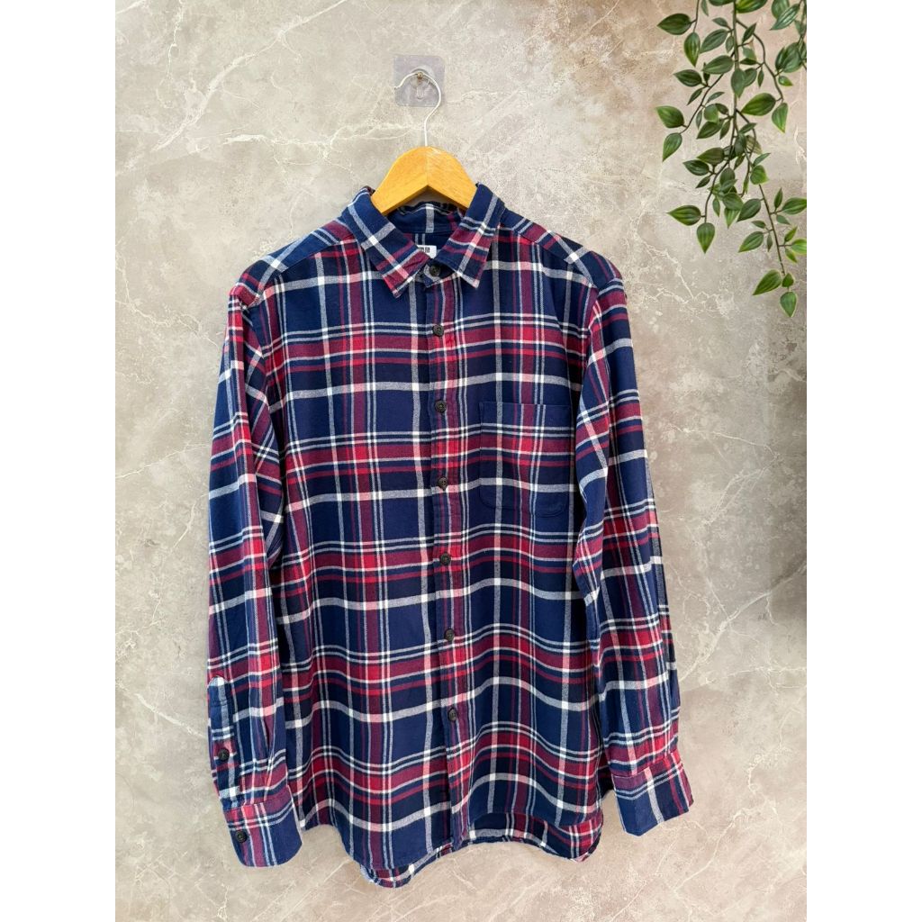 Uniqlo Flannel Shirt Kotak Navy Merah Clean Size L