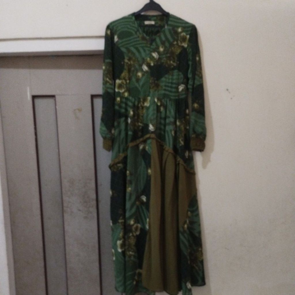 gamis plus hijab ceruty syar'i