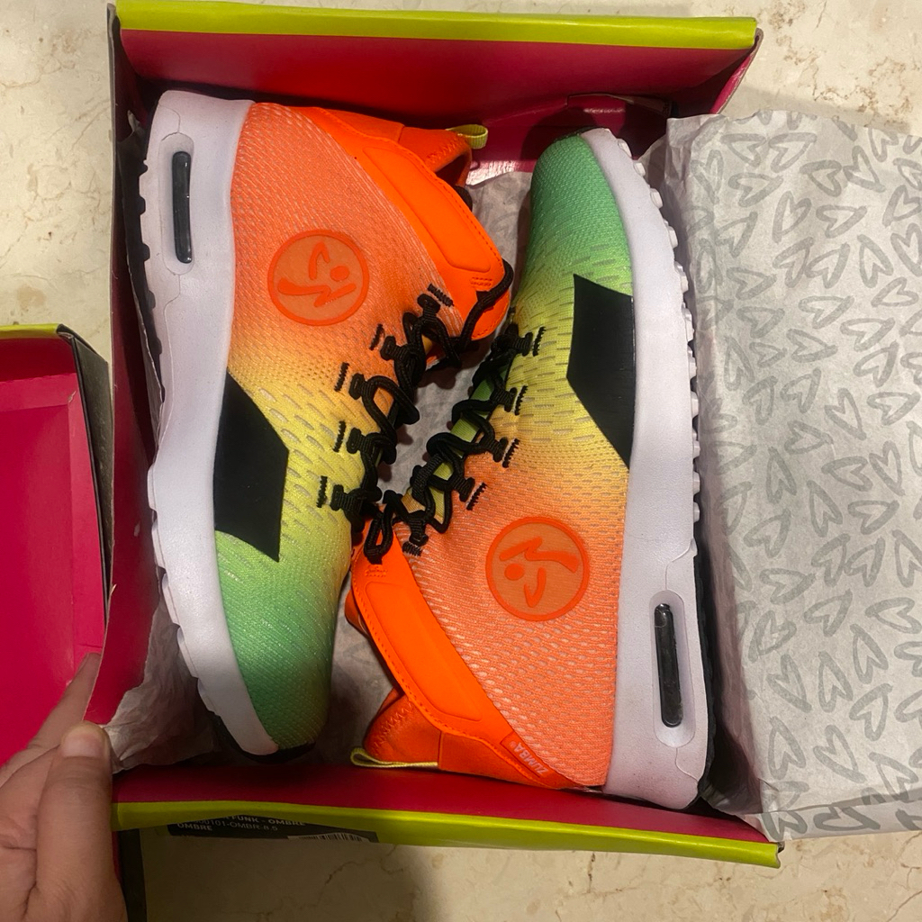 Sepatu zumba ORI uk.40