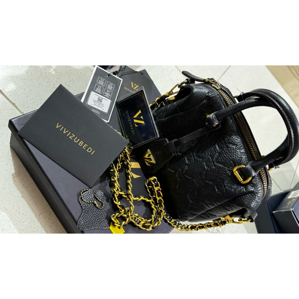 PL VZ Micro Bowling Bag (hitam) Vivi Zubedi Preloved bag