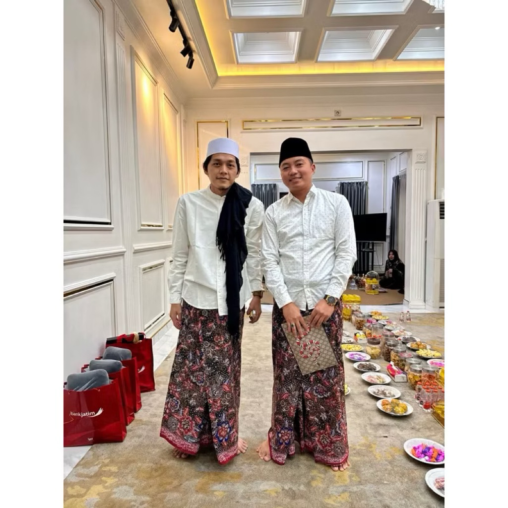SARUNG GUS IQDAM SERIES ORIGINAL STORE PUSAT DENGAN TANDA TANGAN GUS IQDAM - GUS IQDAM SERIES