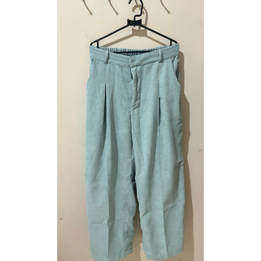 [PRELOVED] CELANA SEMI JEANS RUBILICIOUS