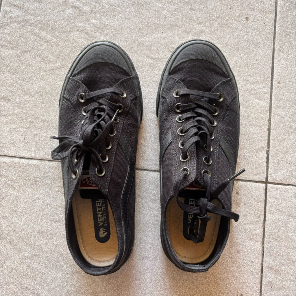 ventela new public all black 43 bekas preloved