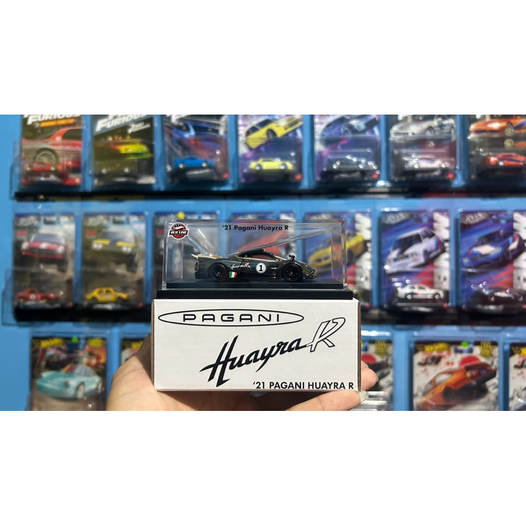 Hot Wheels - 2021 Pagani Huayra R - RLC Exclusive