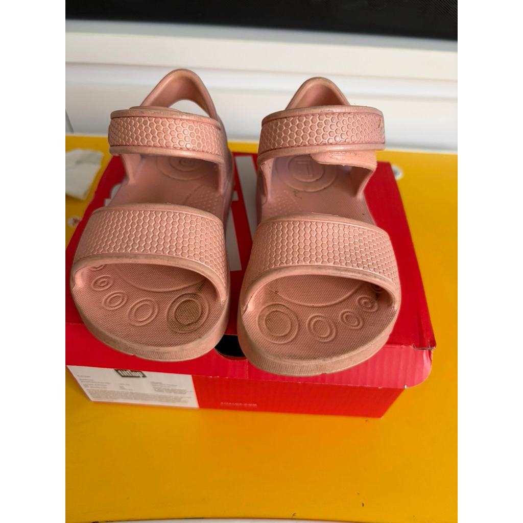 Fitflop - Iqushion kids toddler sandal (Preloved)