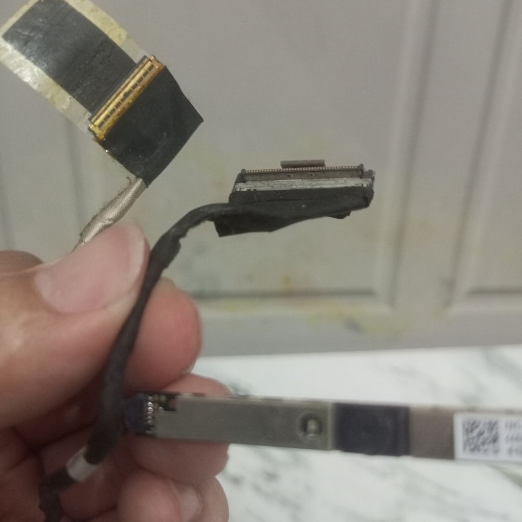 Kabel fleksibel layar Bekas Cabutan dari Laptop Acer Aspire E14