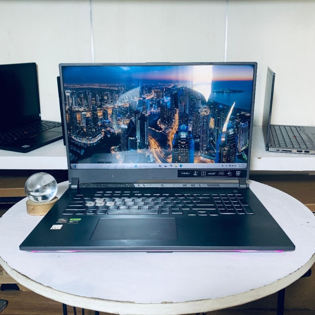 Laptop Asus ROG STRIX G713RC | Ryzen 7 6Rb | RTX 3050 | RAM 16GB | SSD 512GB