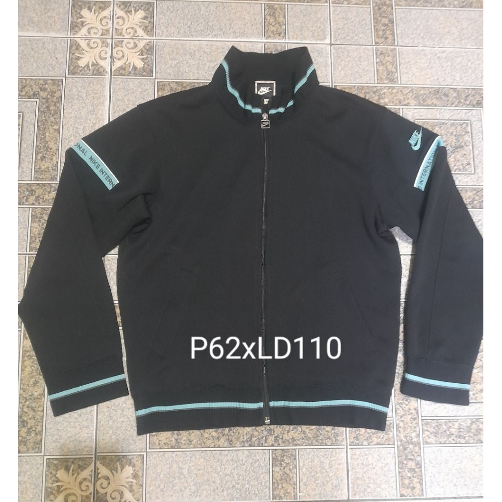 jkt Nike internasional second vintage