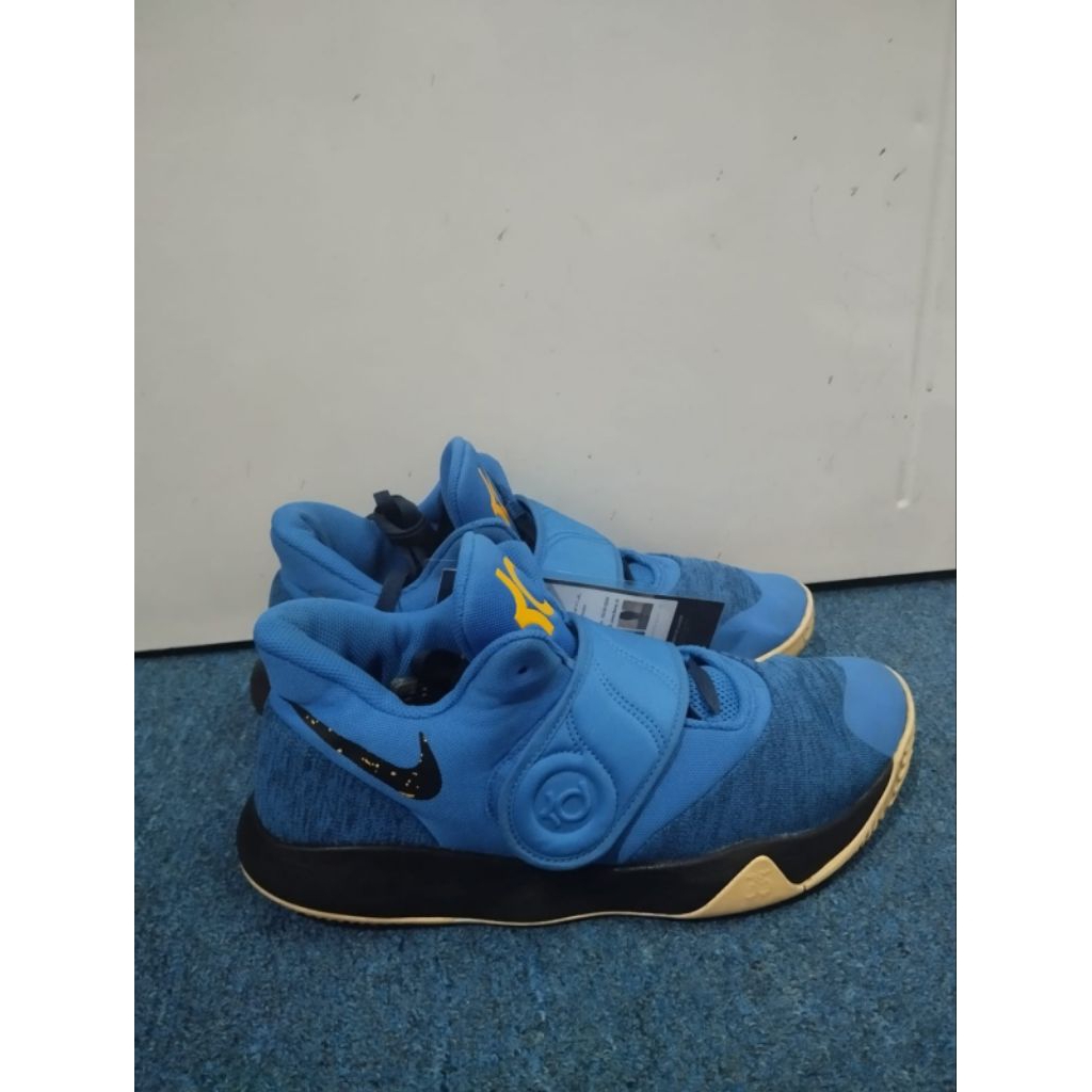 SEPATU BASKET SNEAKERS CASUAL NIKE KD TREY SIZE 45 BEKAS PRELOVED