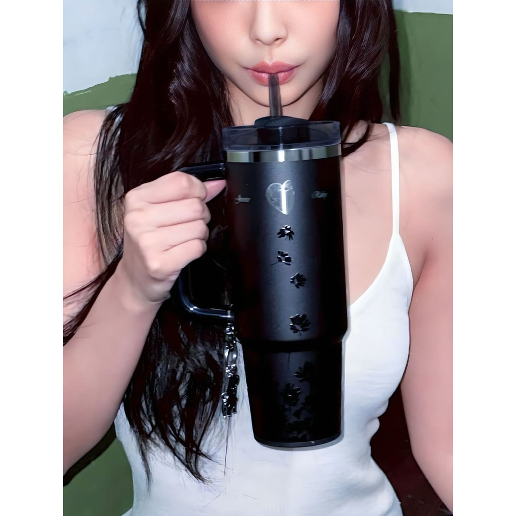 Tumblr Staniless Stanley x Jennie - 40oz Quencher H2.0